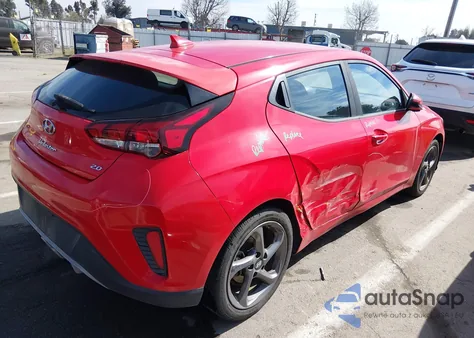 2019 Hyundai Veloster 2.0 z USA, uszkodzony, nr VIN KMHTG6AF2KU018148